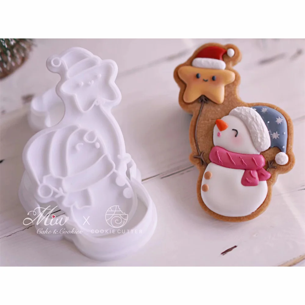 1PC Christmas Cookie Mold Snowman Frosted Sugar Cookies Biscuit Mold Cartoon Hand Press Tool Cookie Cutter Stamp Sugarcraft Fond