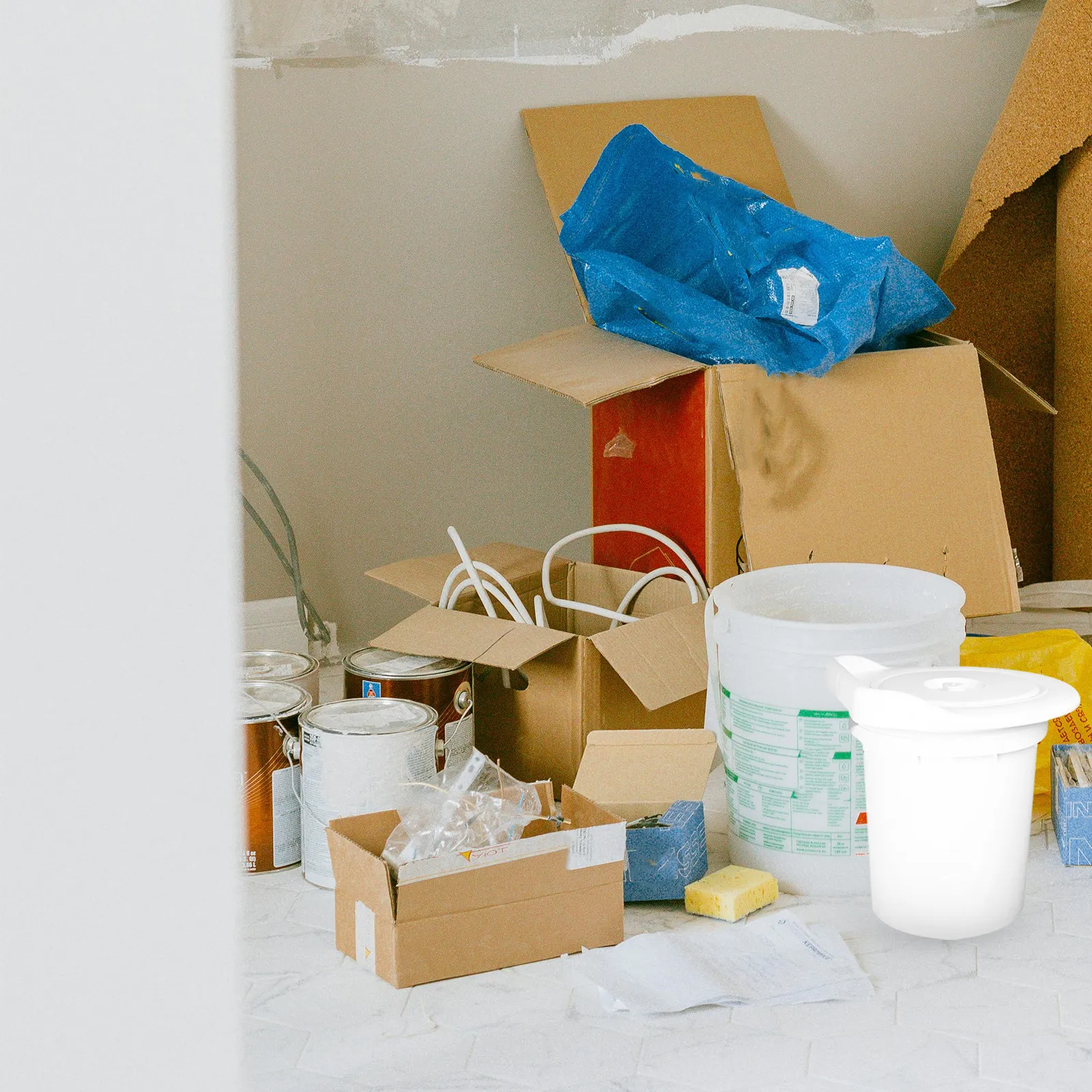 

Комплект: легкое портативное сиденье для унитаза и кольцо-накладка на унитаз из прочного материала для строительных площадок, кемпингов и временных объектов