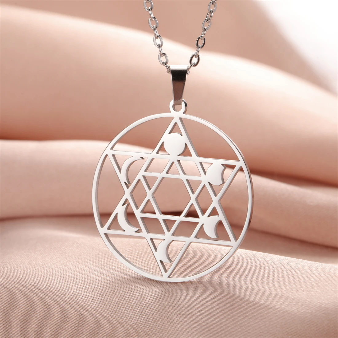 1pc Judaism Hexagonal Star Necklaces Stainless Steel Sacred Moon Phase Pendant Choker Women Men Jewish Blessing Jewelry Gift