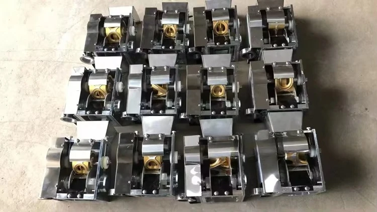 Replaceable mold dumpling forming machine forming and filling price dumpling machine price