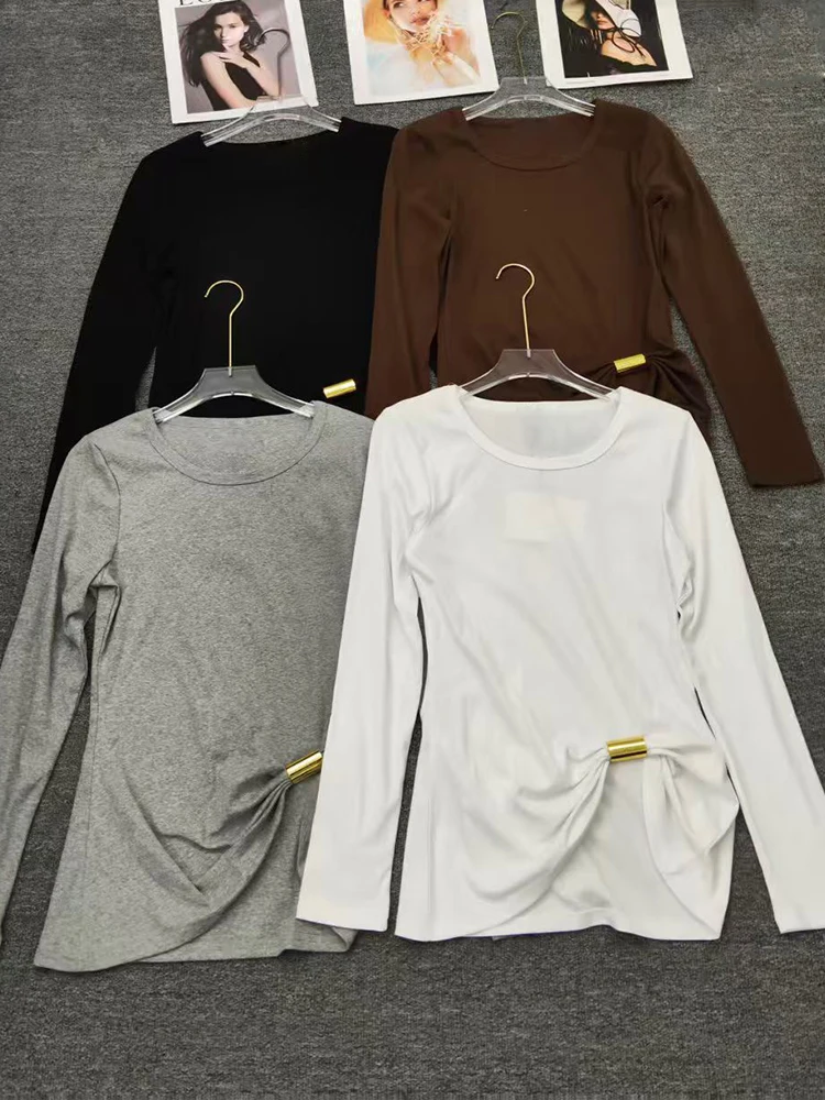 

Дизайнерская футболка с длинными рукавами в стиле ретро с металлической пряжкой и витой женской одеждой осени 202, внутренний и внешний вязаный пуловер