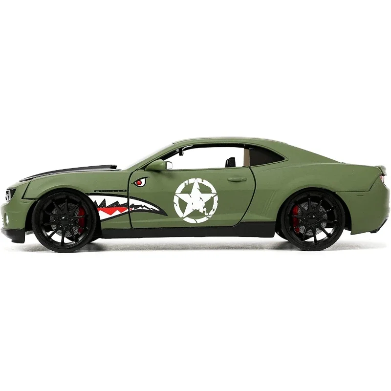 Jada 1:24 2010 Chevr Camaro American muscle car High Simulation Diecast Metal Alloy Model Car for Children Gift Collection