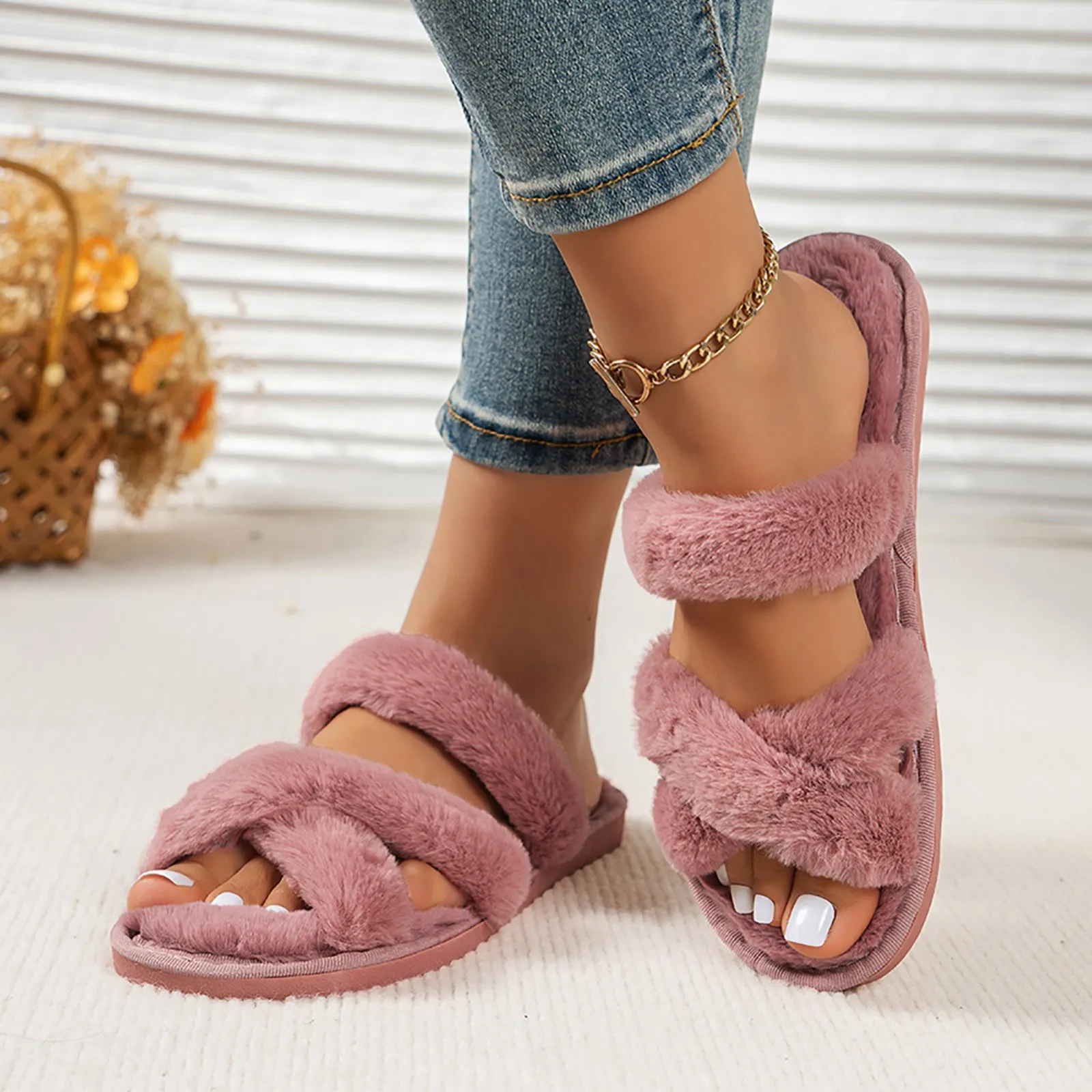 Winter Crisscross Band Plush Slippers Solid Color Open Toe Slip On Flat Fuzzy Shoes Cozy Warm Home Slippers zapatos mujer