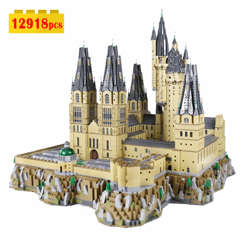 IN STOCK 30884 Complete Castle Building Blocks 12918pcs MOC Street View Bricks Construction kit for Adults Christmas Gift Set