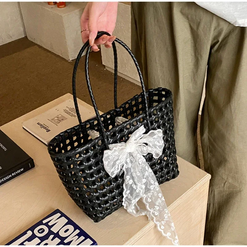 Koreanische Hohlgeflochtene Schleifen-Handtasche, Süße Einfarbige Gemüsekorb-Tasche, Lässige Vielseitige Schultertasche mit Großer Kapazität, Neu – Detail 19