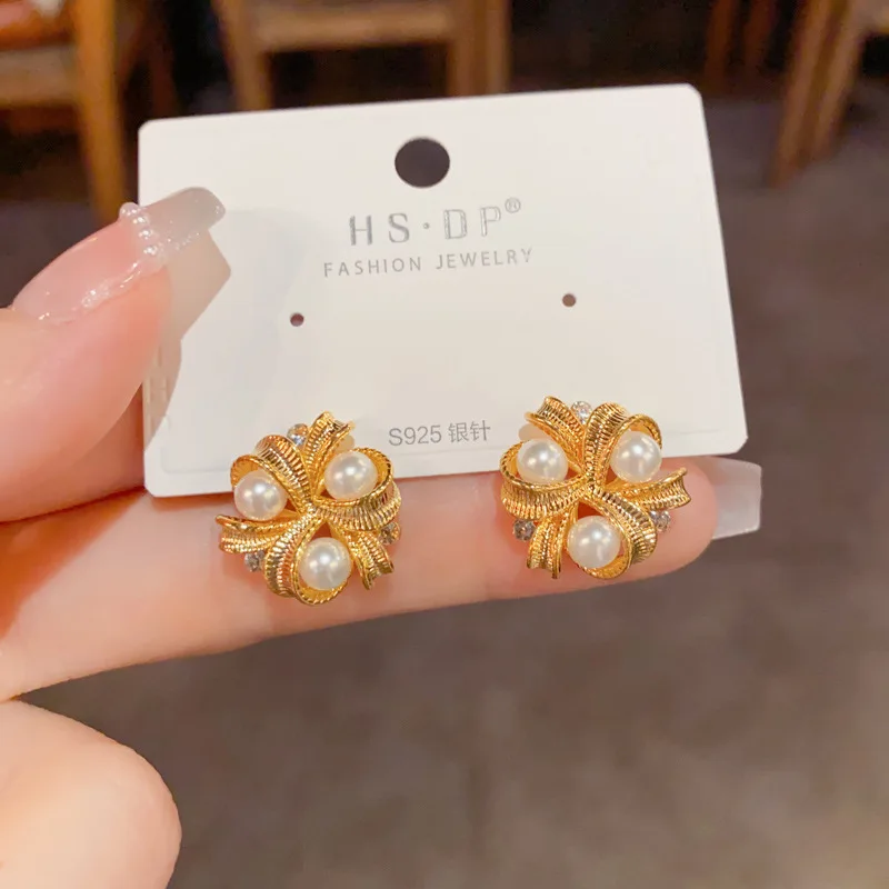 

French Vintage Statement 18K Real Gold Plated Metal Wrapped Pearl Stud Earrings - Stylish Minimalist Earrings