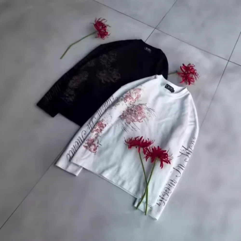 Gothic Girl Women Long Sleeve T‑Shirt Red Spider Lily Print Waffle Knit Top Dark Aesthetic Harajuku Y2K Streetwear Tees