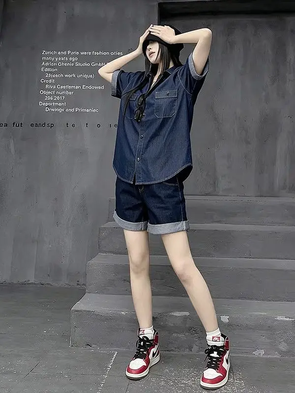 

Cool Trendy Women's Summer Short Sleeve Shirt And Shorts Set Casual Style Splicing Design Denim Two-Piece Suit Polyester Fiber