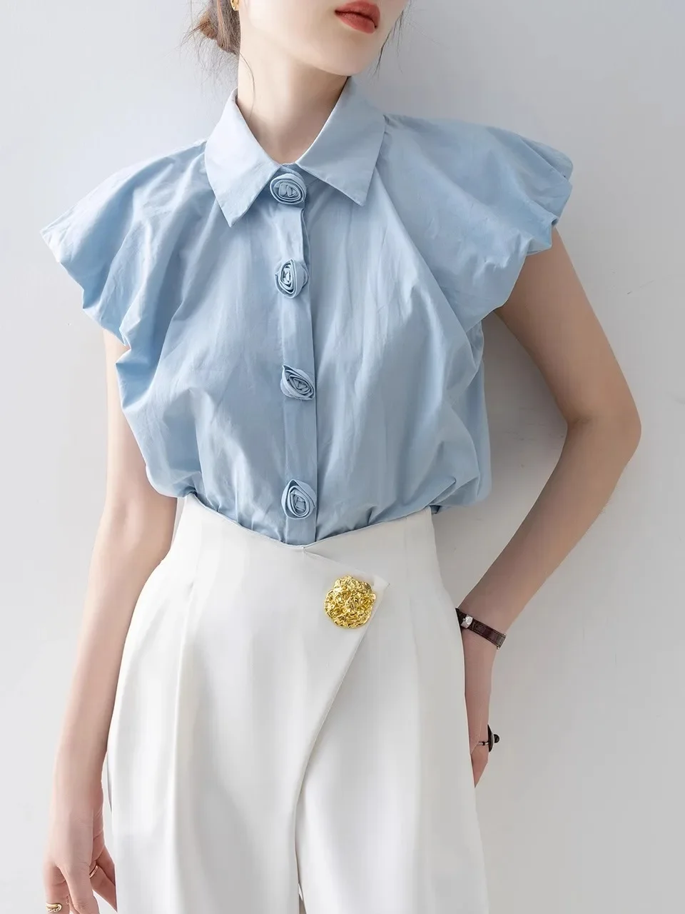

French Blue Polo Collar Short Sleeved Shirt For Women In The Summer Of 2025, Featuring A Stylish And High-End Chic Style
