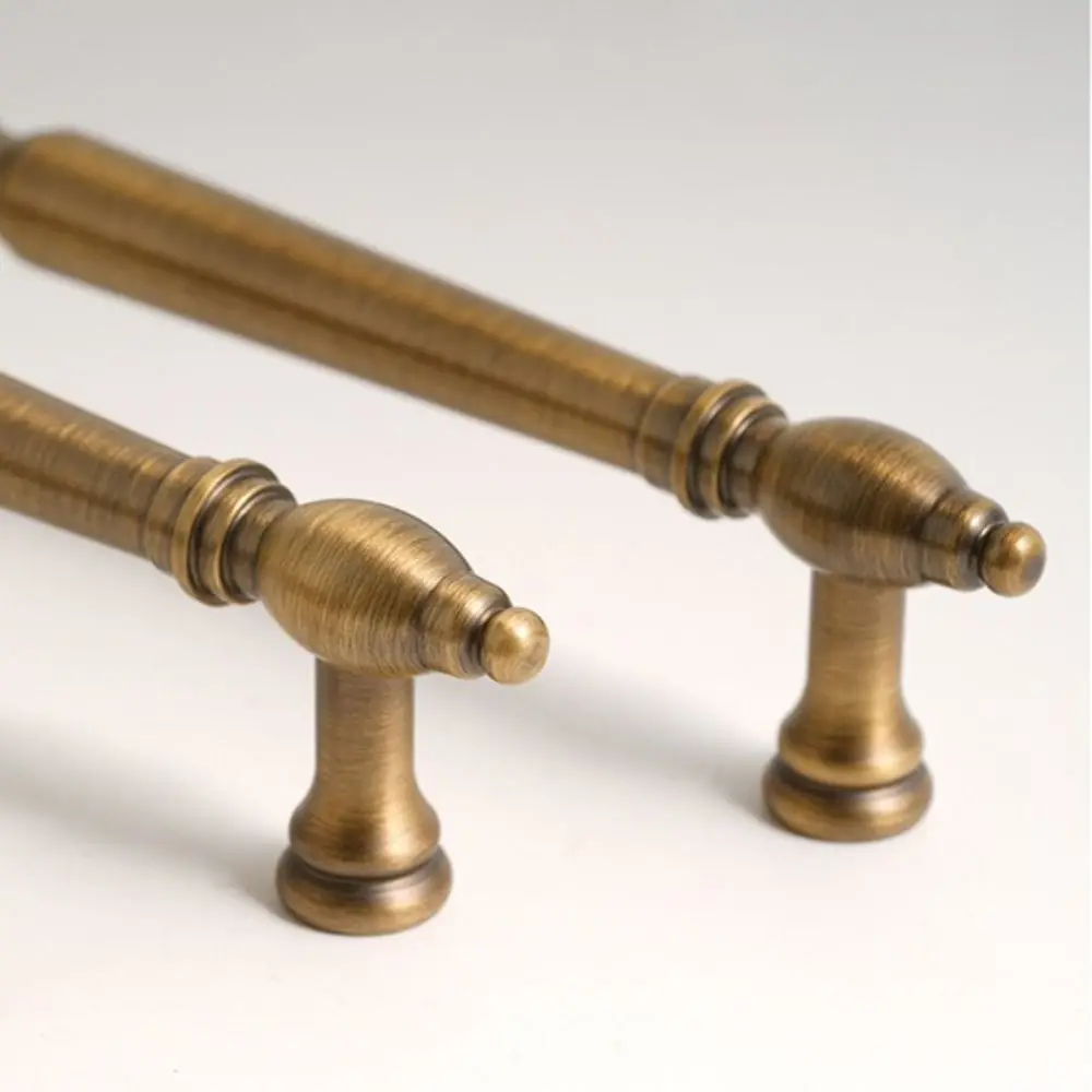 Solid Brass Furniture Handles Brushed Antique Brass Antique Bronze Finish Cabinet Pulls Long Handle Design Single-Hole Mounting