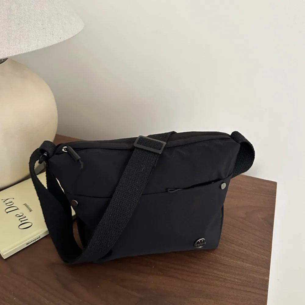 

Zipper Quick-dry Nylon Shoulder Bag Portable Pendant Men Crossbody Bag Korean Style Zipper Pouch Mobile Phone Pack Unisex