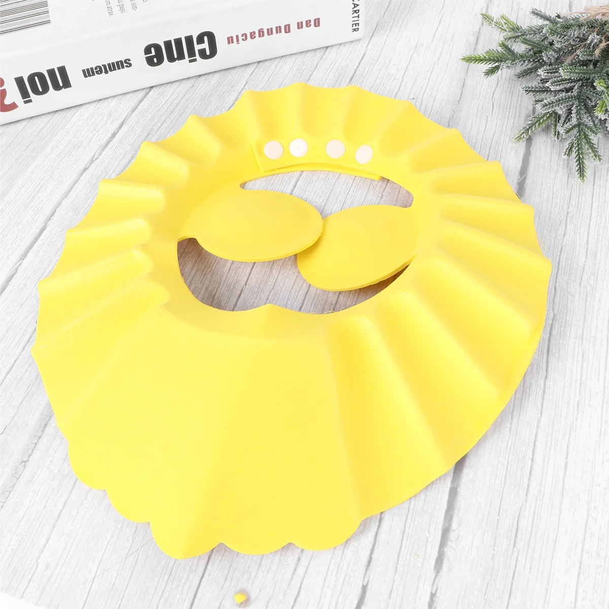 

Baby Shower Cap Infant Bathing Cap with Ear Protectors 40-55Cm 3M-6Y Heat Resistant 80 Degrees Soft Elastic Premium Material