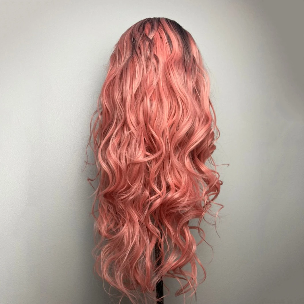 Wig Renda Merah Muda Persik Akar Hitam Wig Renda Depan Sintetis Rambut Manusia 10% Wig Rambut Panjang Berombak Merah Muda Pastel untuk Tarikan Cosplay Wanita