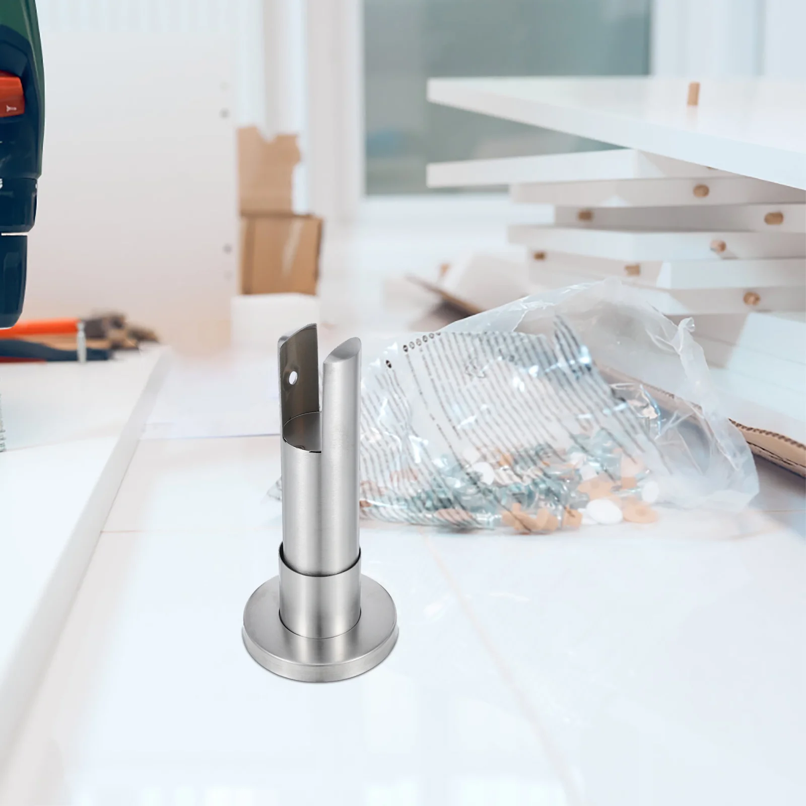 قسم مرحاض عام يدعم أقدام الفولاذ المقاوم للصدأ، تصميم متين ومستقر وأنيق، أرجل قابلة للتعديل لأجهزة الأثاث