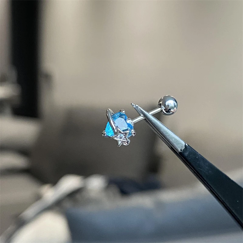 1 PCS Cute Blue Love Zircon Planet 316L Stainless Steel Ear Bone Nail for Women New Fashion Allergy Prevention Jewelry Gifts