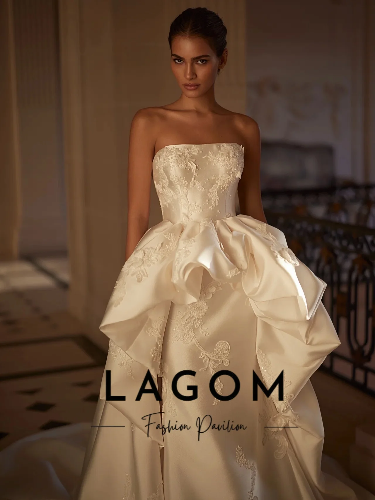 Lagom Elegant Exquisite Strapless Satin Mermaid Wedding Dress 3D Floral Appliques Big Train Ivory Vestidos De Novia Customized