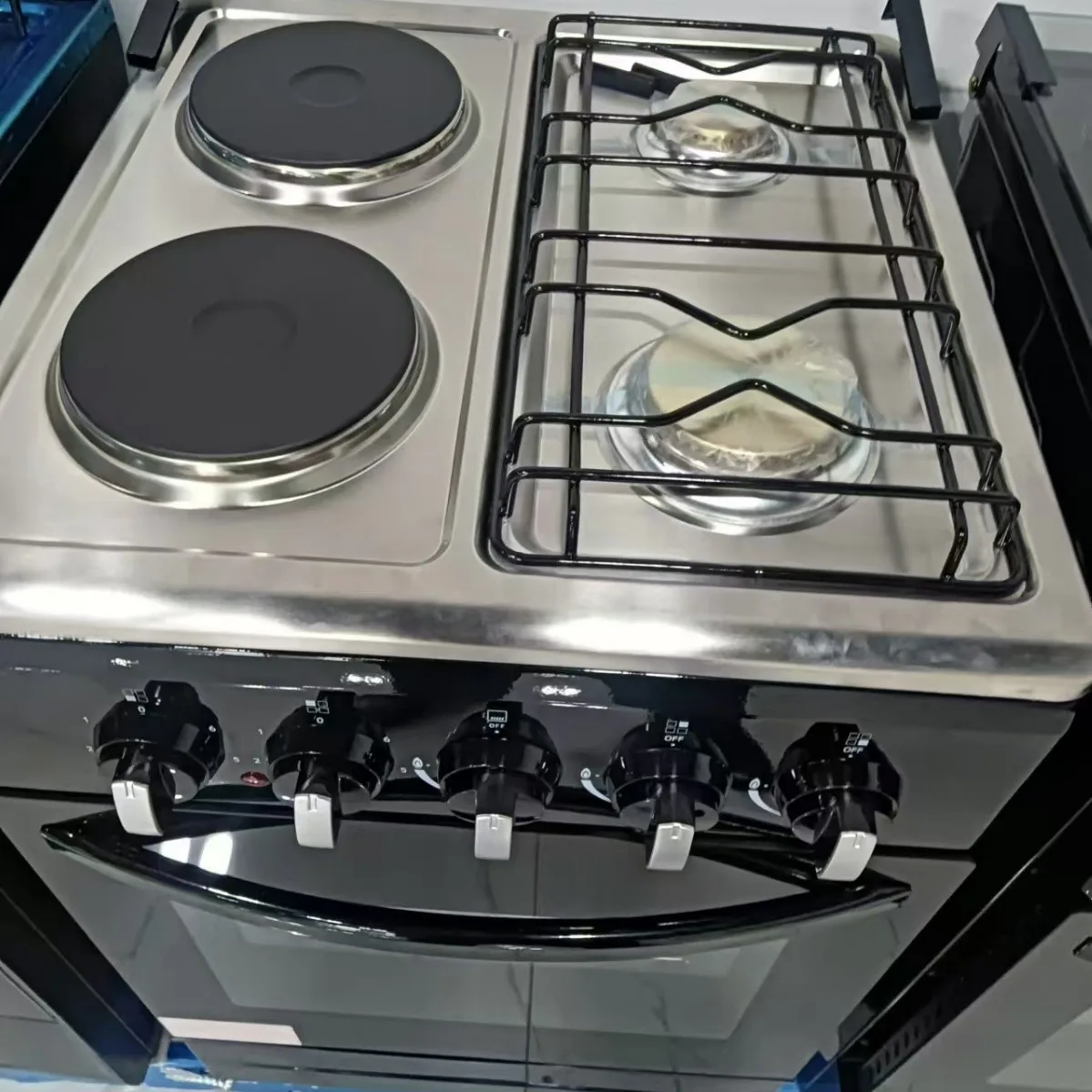 High-quality 500mm widerange with 2 electric stoves and 2  stoves, connected to vertical European specification ovens