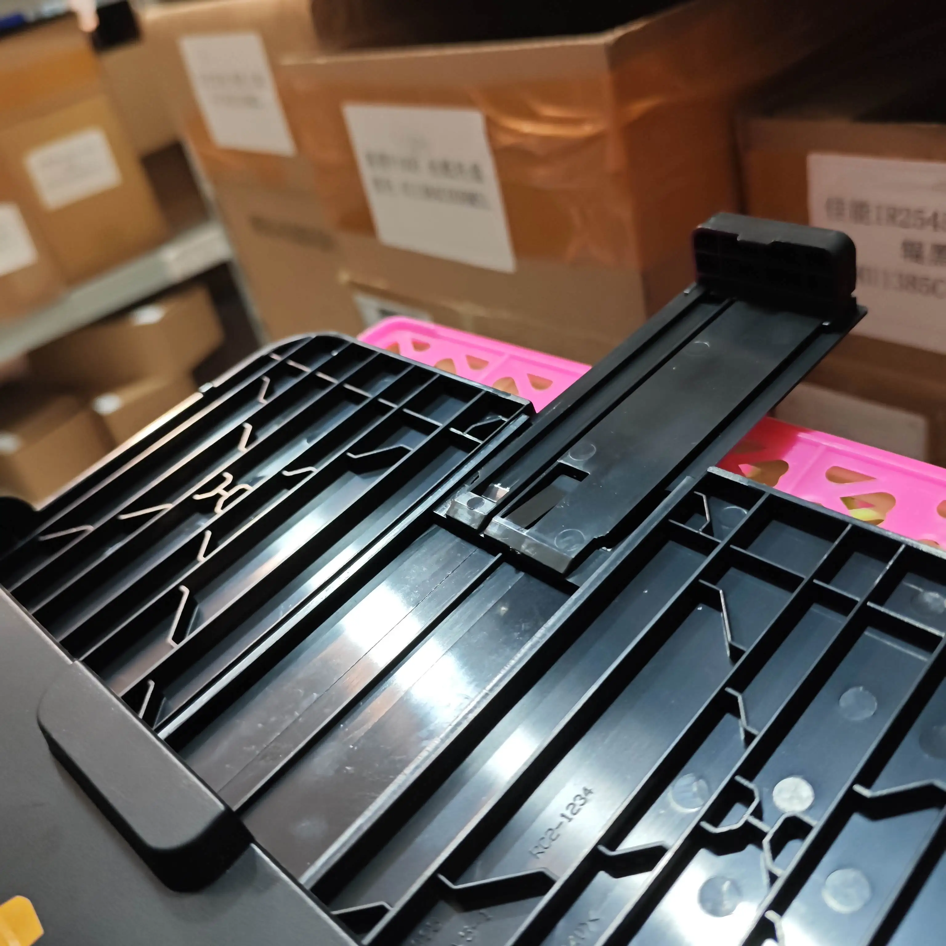 

10PCS RC2-1234 RC2-1211 PAPER DELIVERY TRAY ASSEMBLY for HP P1005 P1006 P1007 P1008 P1102 P1102w P1106 P1108 1102W