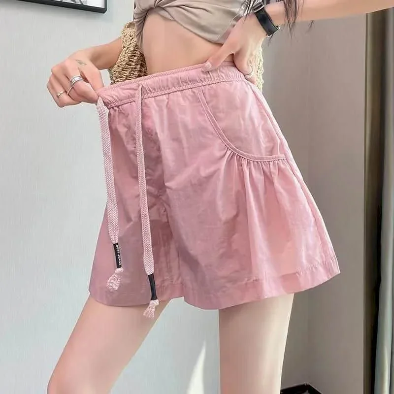

Pop Solid Shorts Women Casual Loose Parachute A-line Wide Leg Shorts Safari Style Elastic Waist Hot Pants Streetwear Women Cloth