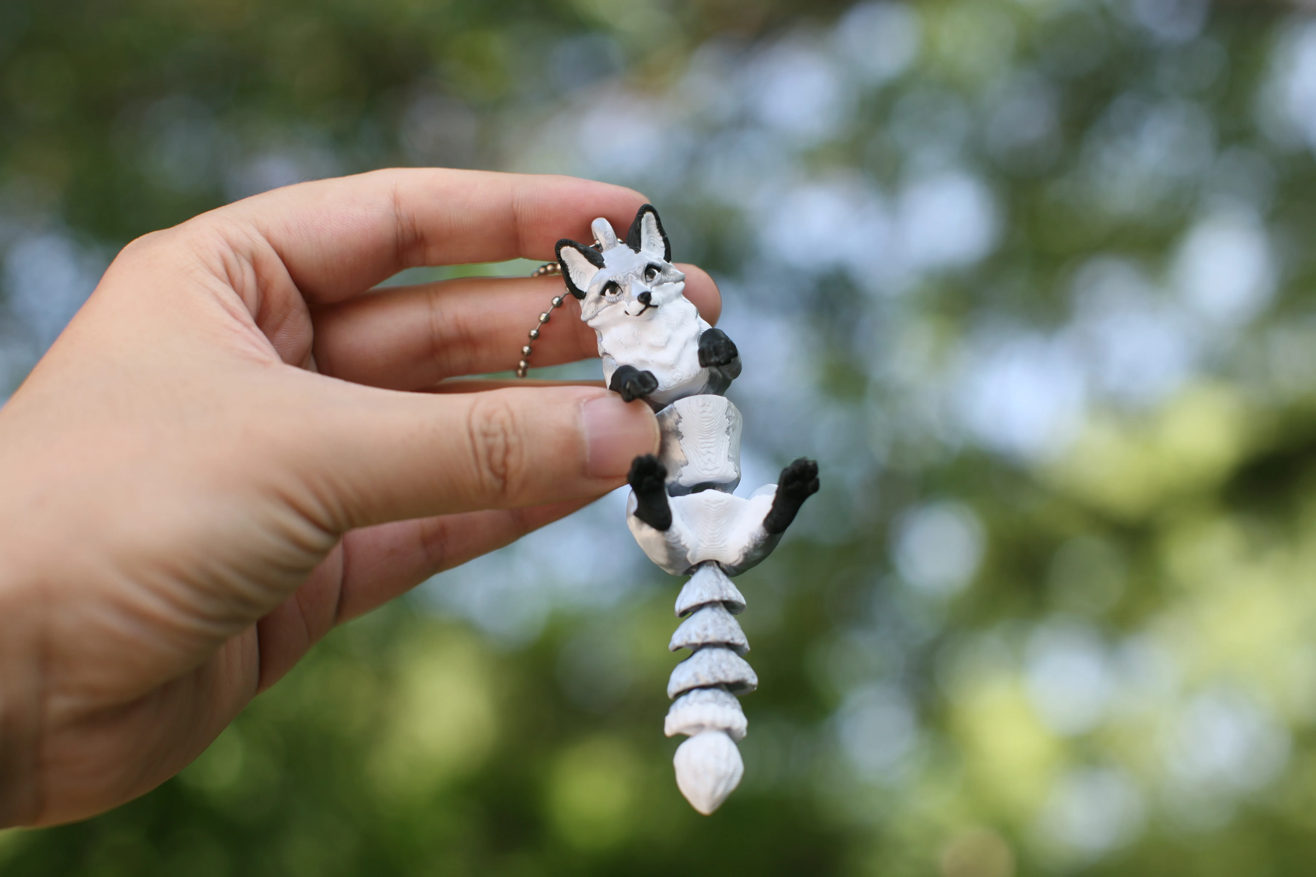 1/4 Piece - 3D Printed Articulated Fox Ornament, Christmas Hanging Decoration, New Year Birthday Wedding Party Gift, Gift Bag Filler, Indoor Car Decoration Pendant, Backpack Keychain