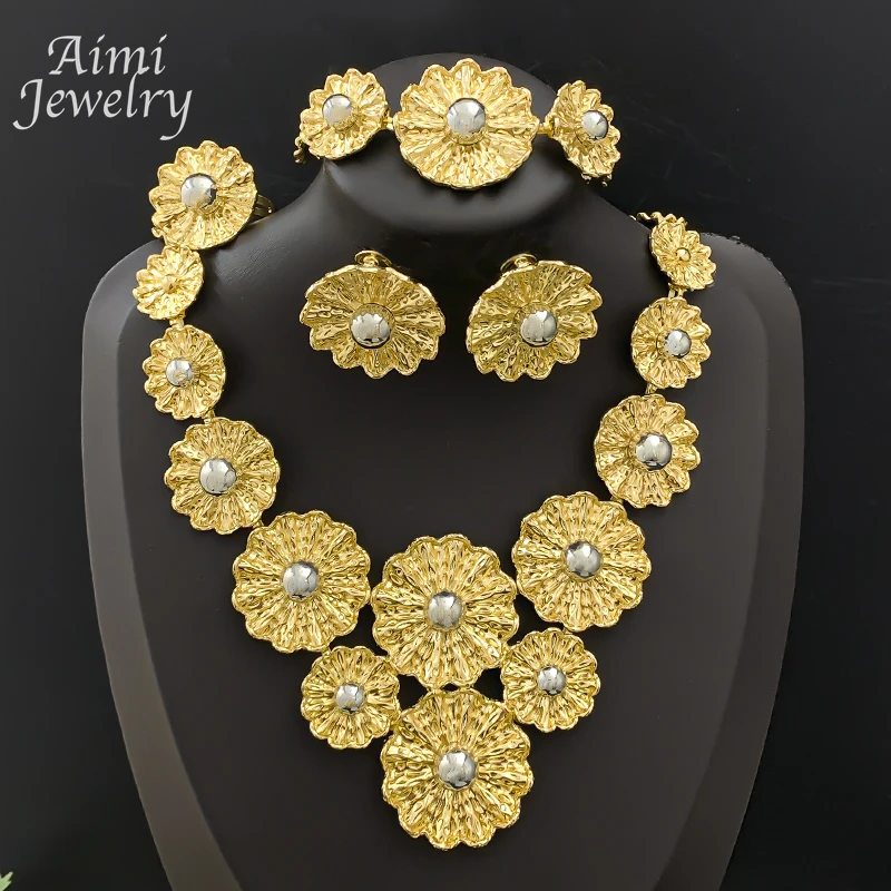 

Fashion Exquisite Dubai 18K Gold Plated Jewelry Set for Woman Statement Necklace Earring Bracelet Ring Bridal Wedding Party Gift