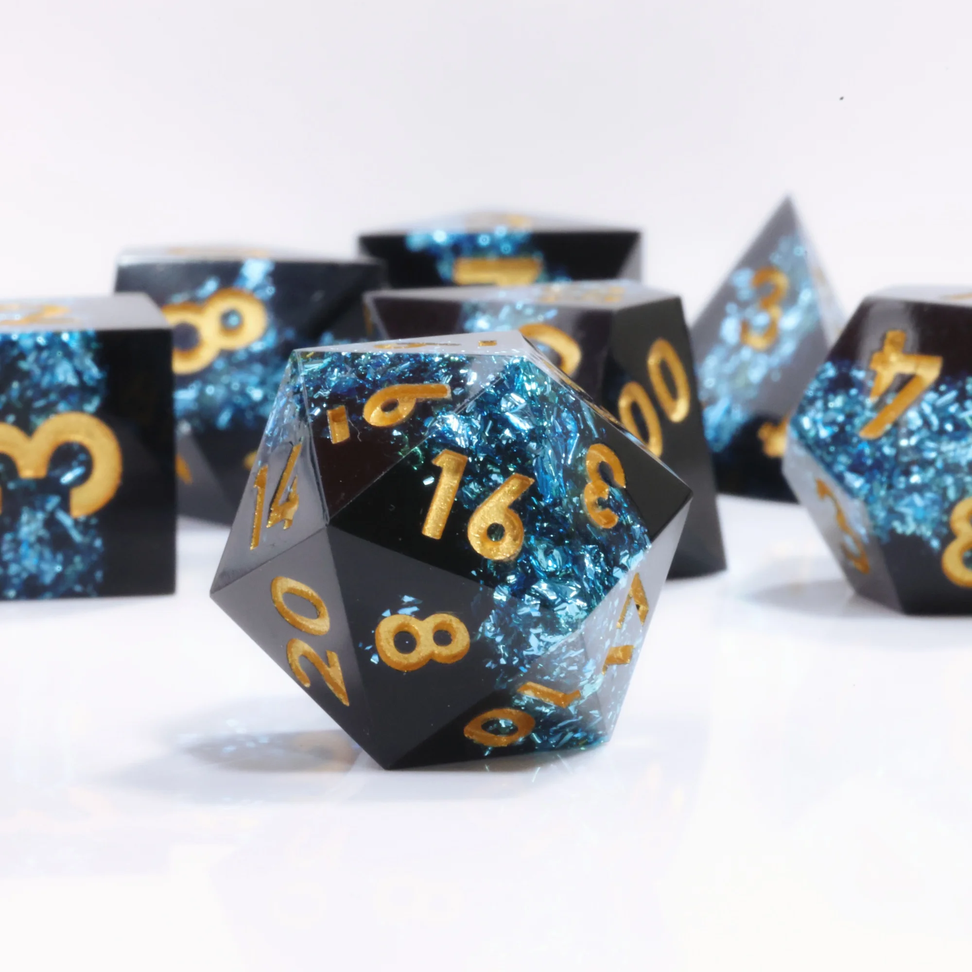 MINI PLANET DnD Resin Dice Set Handmade Polyhedral Resin Dice for TRPG Dungeons&Dragons Board Games Dnd D6 D20 Dice Blue Mine