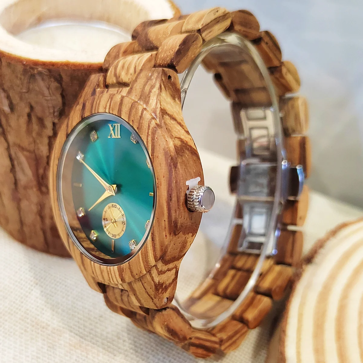 Women\'s Wood Wrist Watch Fashion Simulated Diamond Dial Wife Girlfriend Stylish simplicity Quartz Wooden Watches for Ladies