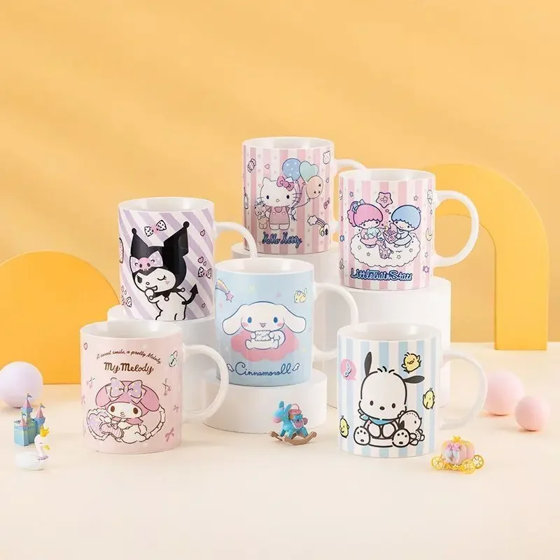 

Sanrio Kawaii Hello Kitty Ceramics Water Cup Kuromi Cinnamoroll Anime Cartoon Ins Style Office Home Drinking Milk Cups with Lid