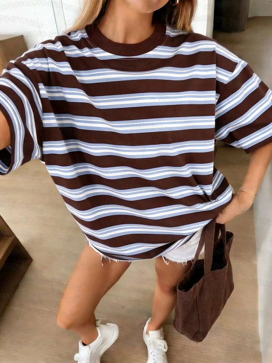 Sommerliches Damen-T-Shirt im Y2K-Stil mit Streifenmuster, kurzen Ärmeln, lockerer Passform, Rundhalsausschnitt, überschnittenen Schultern, für einen lässigen Street- und Sport-Look. – Detail 6