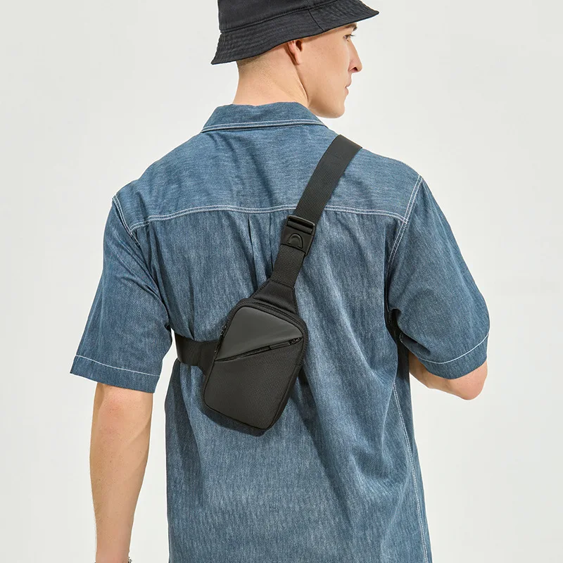 Men Waterproof Sling Chest Pack Fashion Small Black Crossbody Shoulder Zipper Bag Travel Workout Handbag Messanger Bag for Men