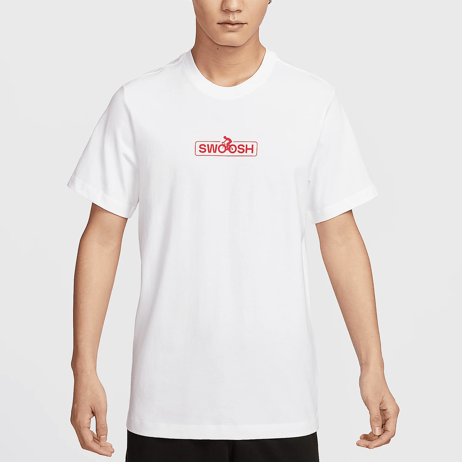 

Nike genuine Sportswear Men's Graphic Athletic T-shirt HJ0731-100