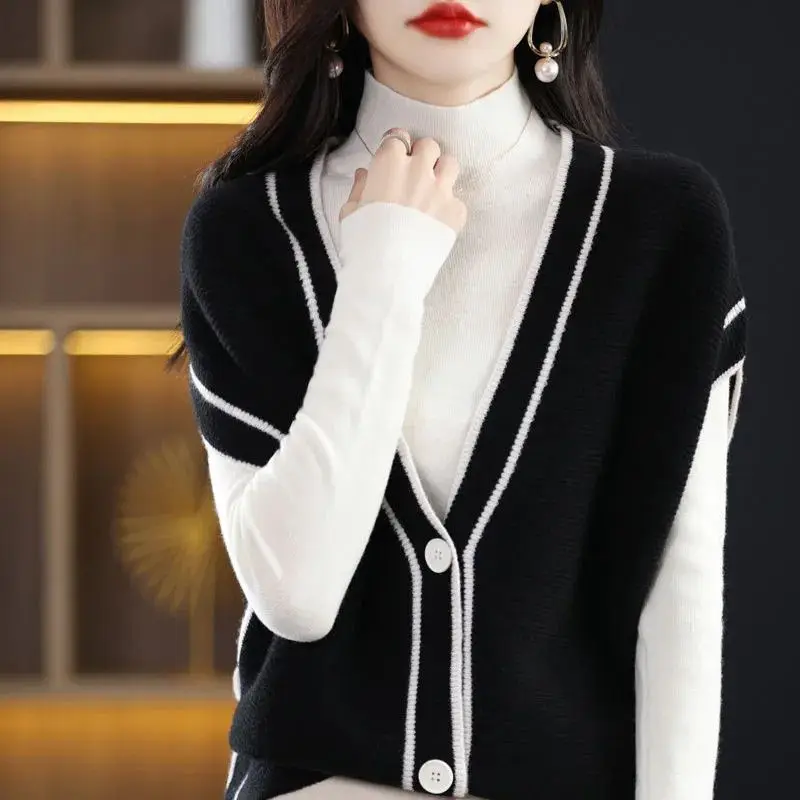 Autumn and Winter New French Tank Top Women\'s Style V-neck Contrast Sleeveless Sweater Tank Top Loose Versatile Knit Top