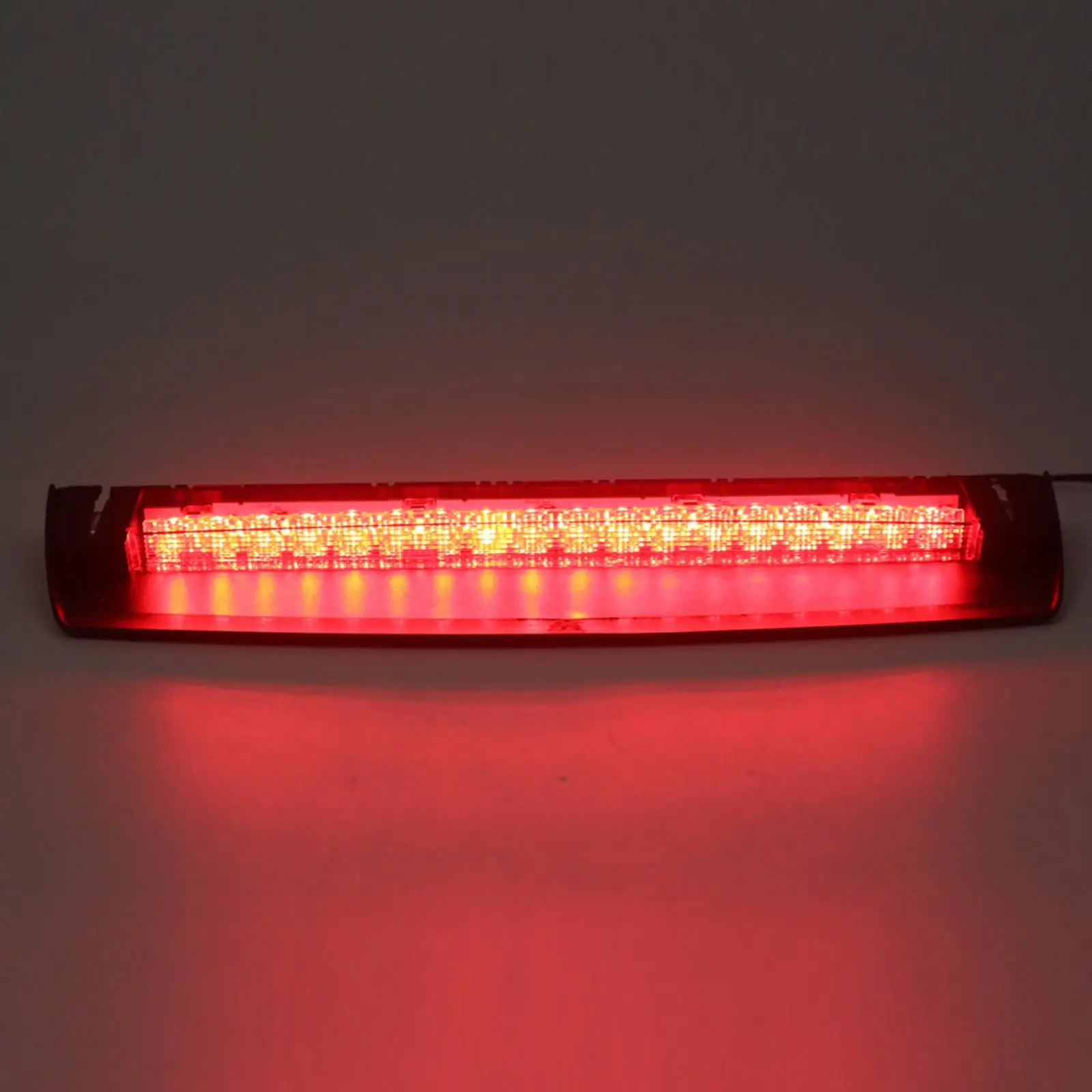 LED Third Brake Light Replace Parts 4GD945097 Auto Exterior Accessories High Mount Brake Light Easy to Install for A3 A6