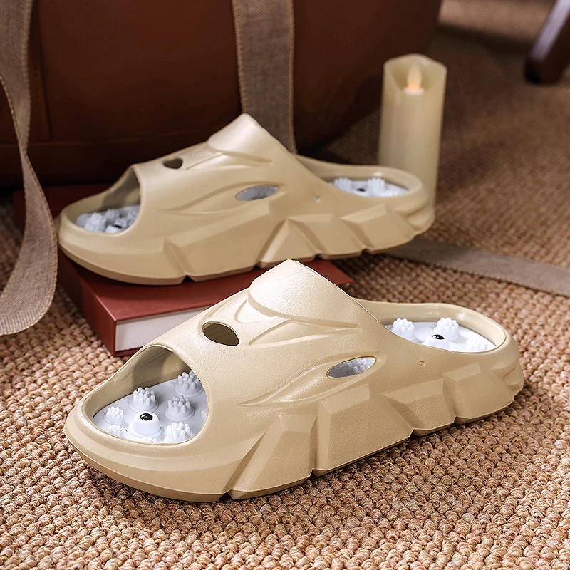 

Мужские массажные тапочки-сандалии: летние шлепанцы для дома и улицы с мягкой подошвой для отдыха, пляжа и повседневной носки