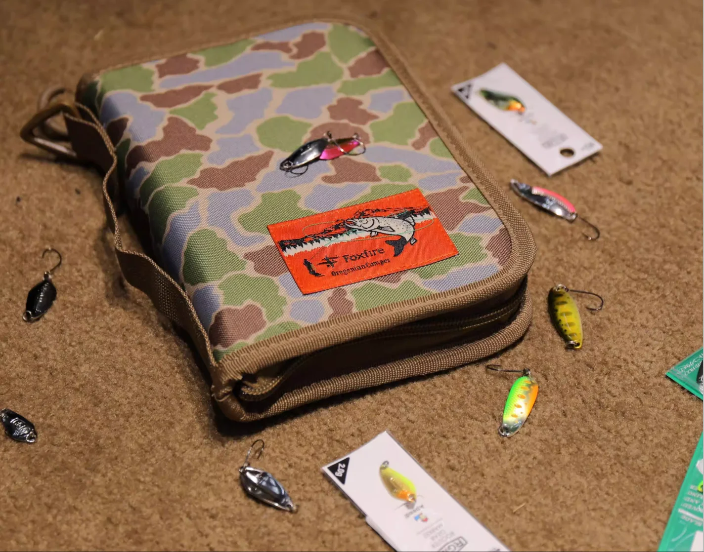 

Fish bait bag, bait box, Luya Creek, Mino glitter, hard bait storage bag, portable fishing gear