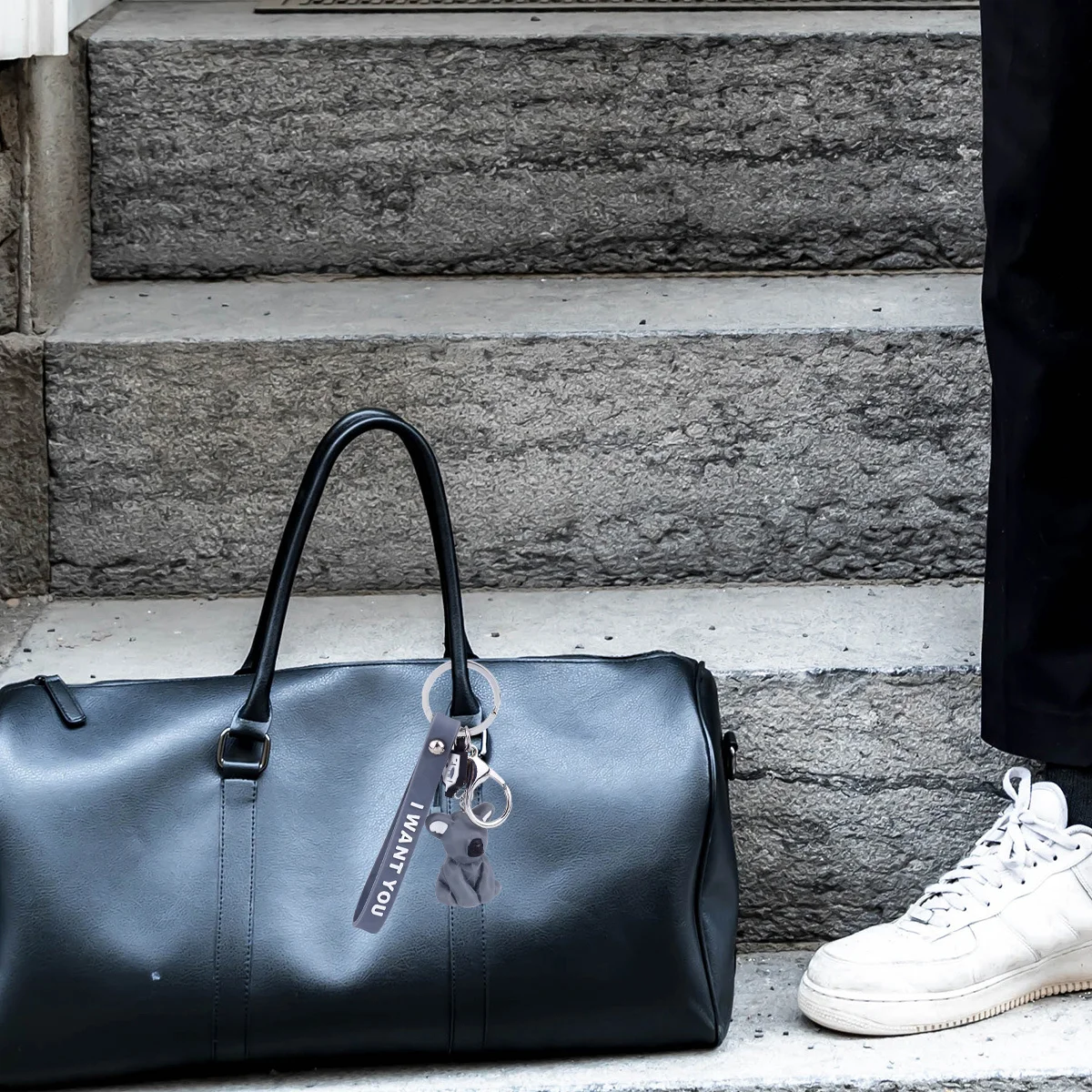 

2 шт., брелок для ключей с героями мультфильмов, прочный металл, ПВХ, смола, креативный дизайн, подвесной кулон, сумка, орнамент, очаровательный брелок для ключей, подарок