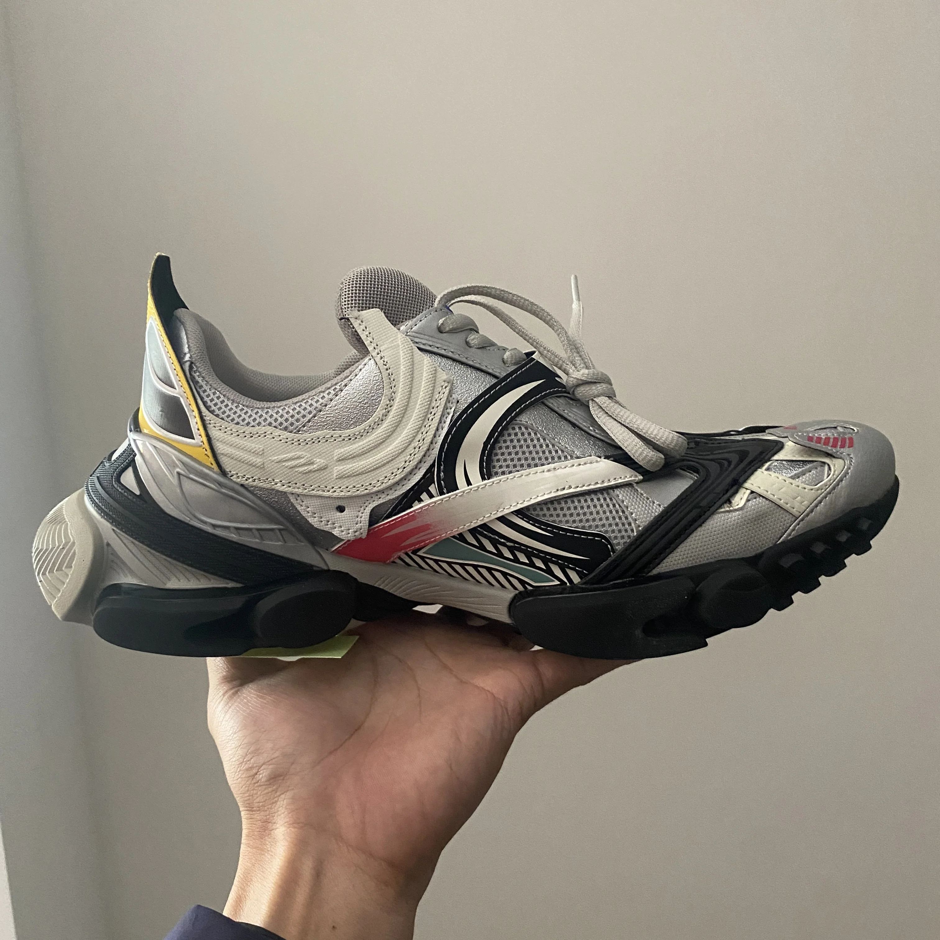 

Spring new High quality street sports style sneakers men's daily wear mesh breathable shoes men's women's