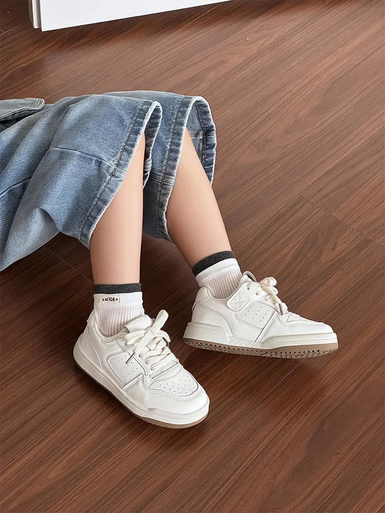 Kinder-Freizeitschuhe Vielseitige Weichsohlen-Sportschuhe für Jungen und Mädchen im Koreanischen Stil 2026 Brandneue Kinder-Laufschuhe Rutschfest – Detail 5