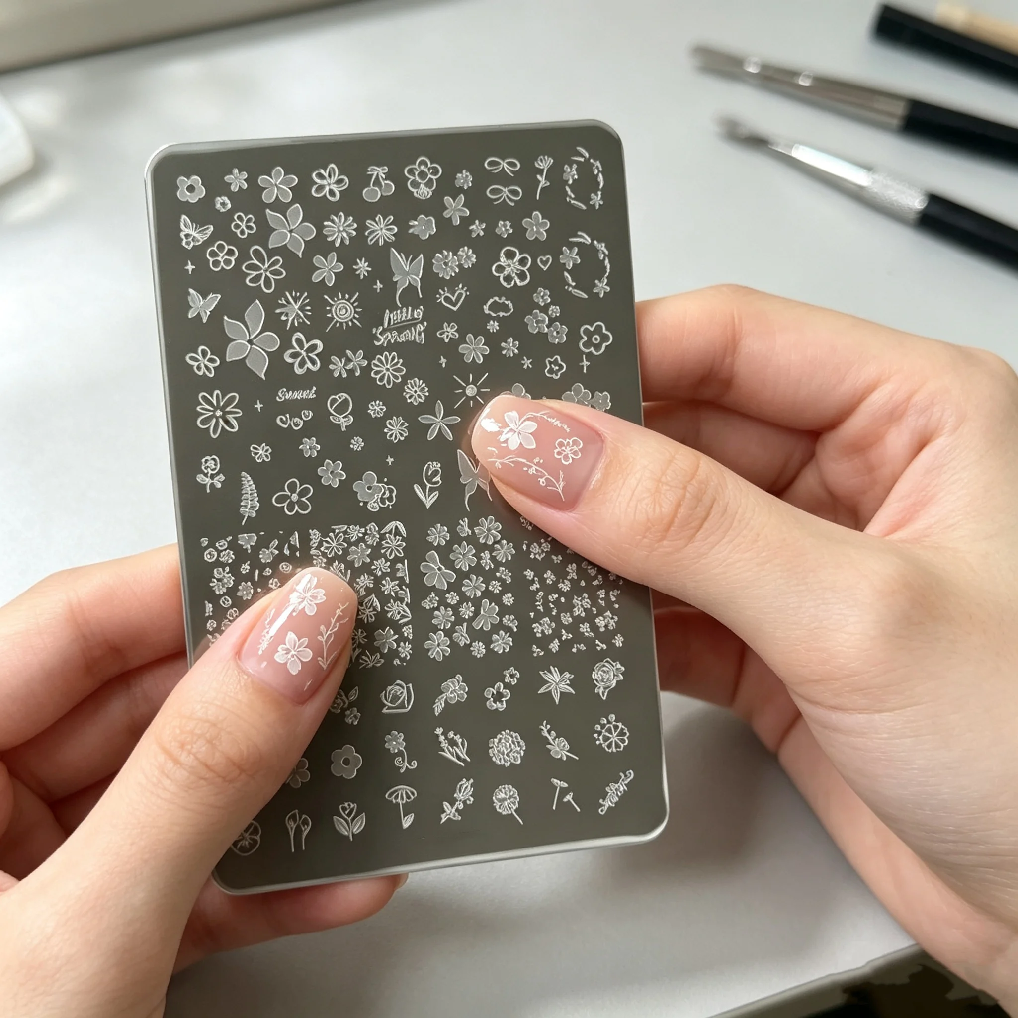 1Pcs Nail Stamping Plate Floral Butterfly Plant Leaves Image Nail Printing Mold Tiny Flower Motifs Manicure Nail Art DIY Decors*