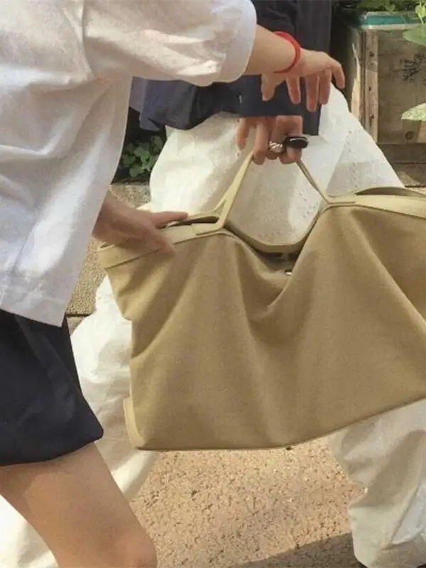 حقيبة كمبيوتر قماشية كبيرة السعة، تصميم جديد لعام 2025، حقيبة حمل للطلاب، حقيبة كتف عادية، حقيبة يد ناعمة قابلة للطي بلون واحد