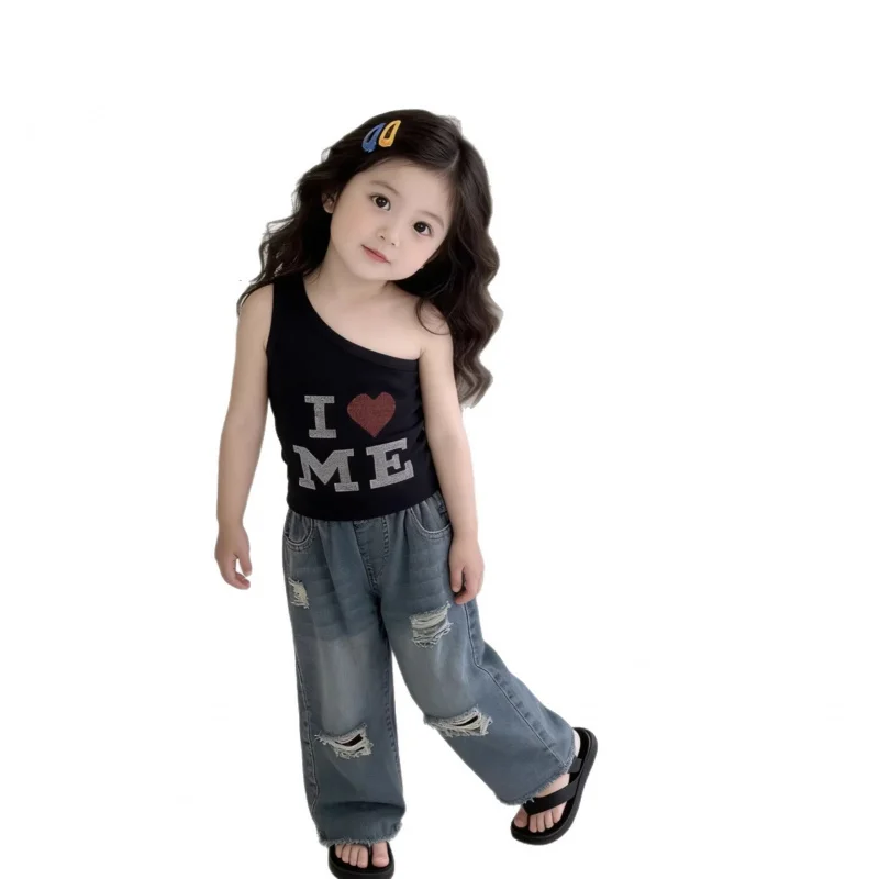 Girls' summer outfit26New style children's personalized sleeveless one-shoulder vestTGirls' summer outfit with ripped jeans
