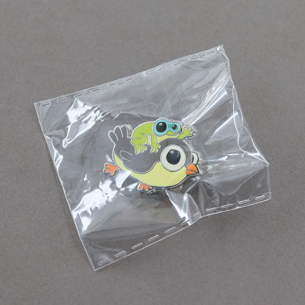 Niedliche Frosch auf Vogel reitende Emaille-Pins Kawaii Tier Frosch mit Fernglas Broschen Lustige Cartoon-Abzeichen Rucksack Anstecknadel Schmuck Geschenk – Detail 9