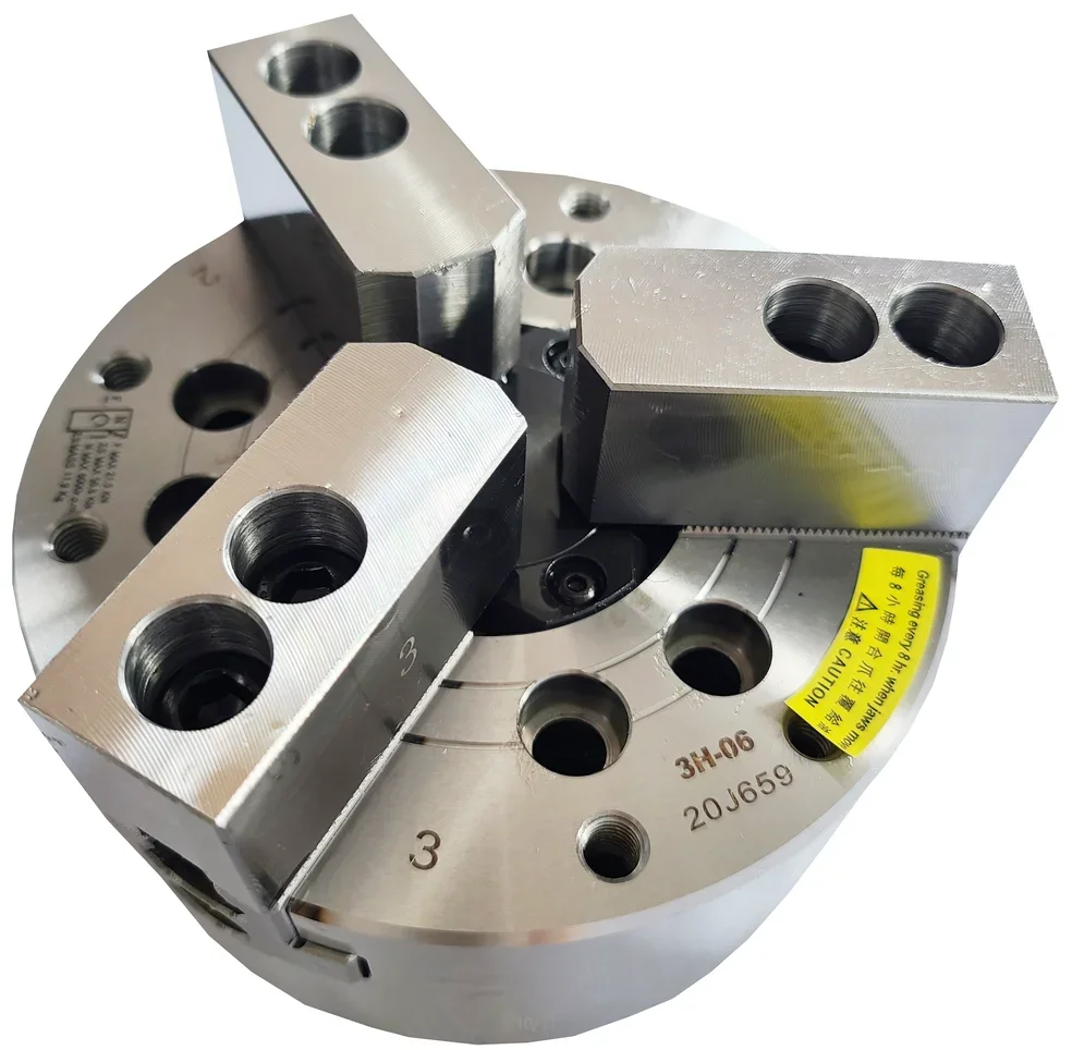 Hole Hydraulic Chuck CNC Machine Power Chuck6 Inch High Rigidity Structure 3 Jaw Lathe Chuck Through