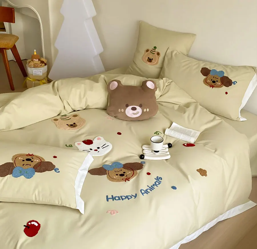 Fashion cute embroidery dog cat bear bed set 1.2 1.5 1.8,twin full queen cotton home textile bed sheet pillow case duvet cover