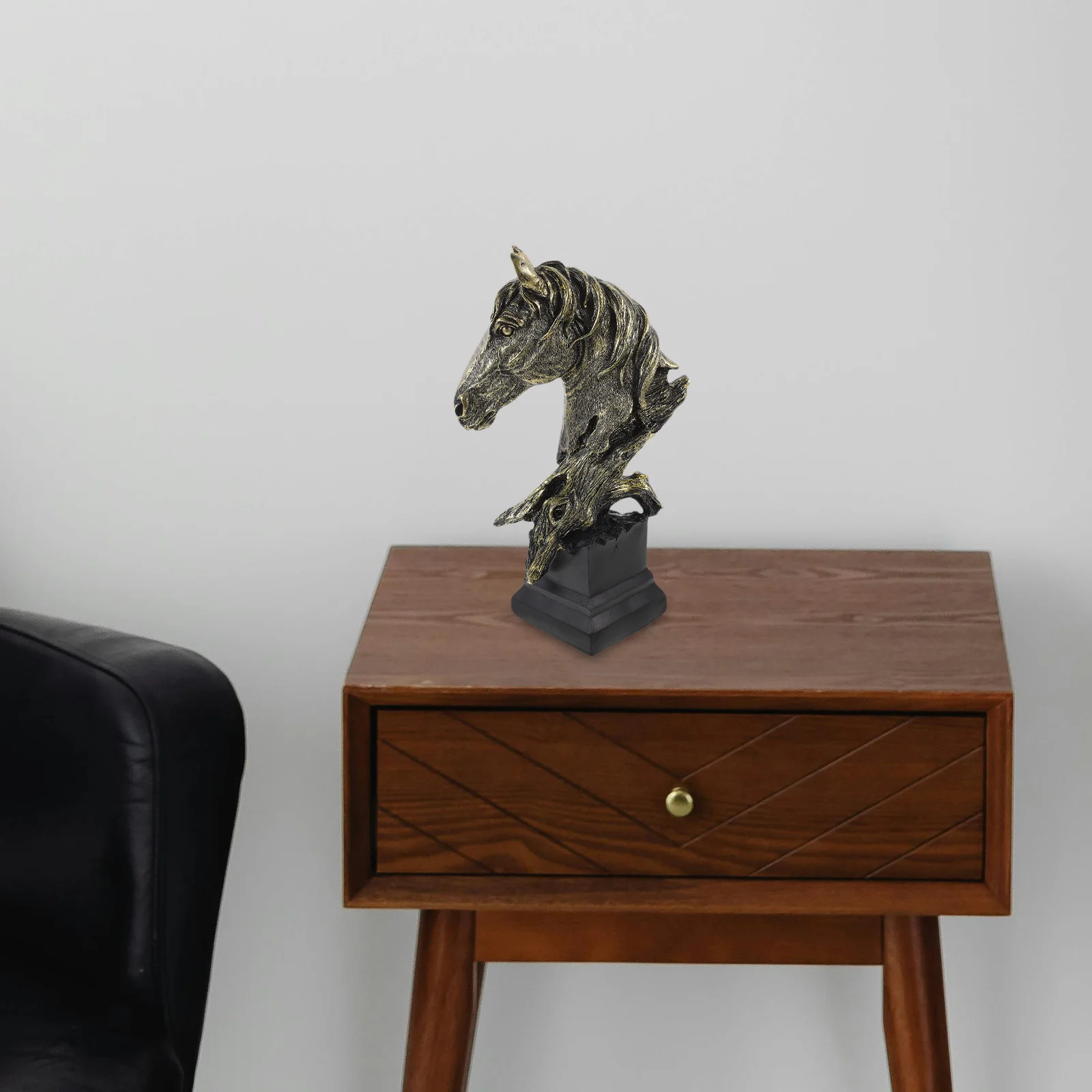 

Resin Vintage Horse Head Sculpture Retro Small Desktop Decoration Home Office Tabletop Horse Head Ornament Lifelike Decor