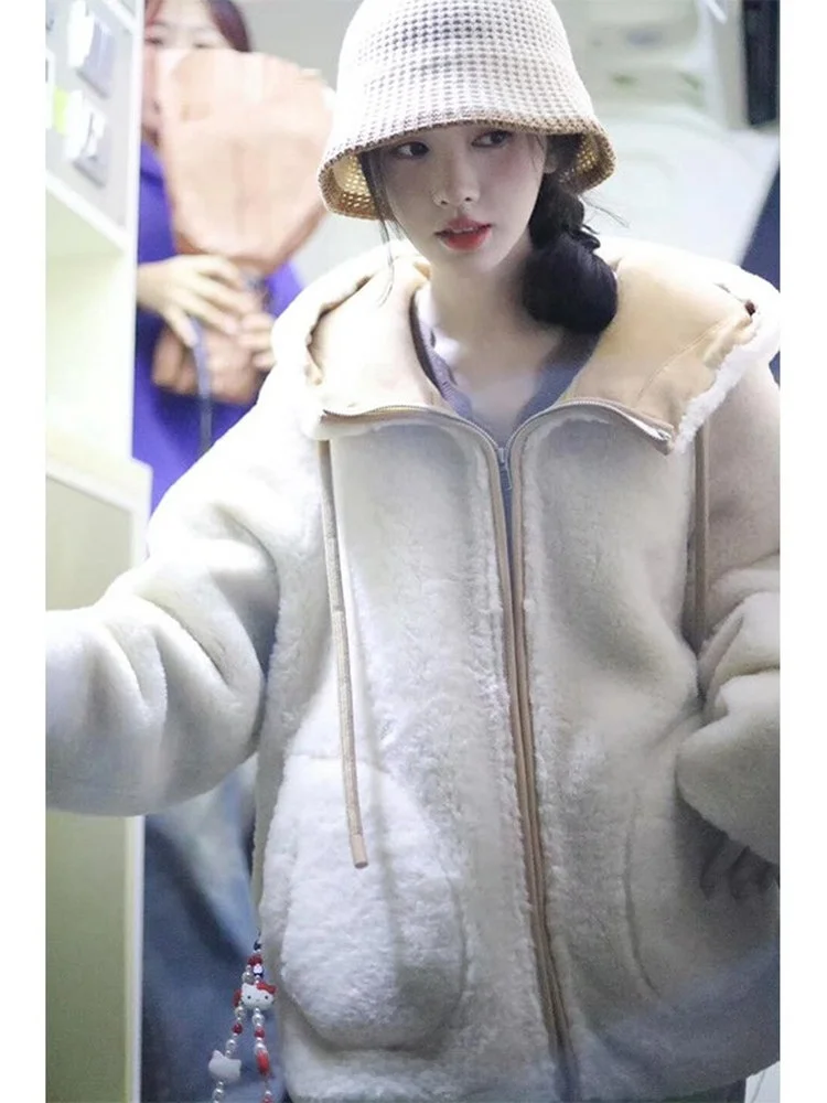 

Adorable Lamb Fur Jacket Women's Cute Hooded Korean Style Loose Fur And Leather Integrated Coat Thick Winter Short Coat
