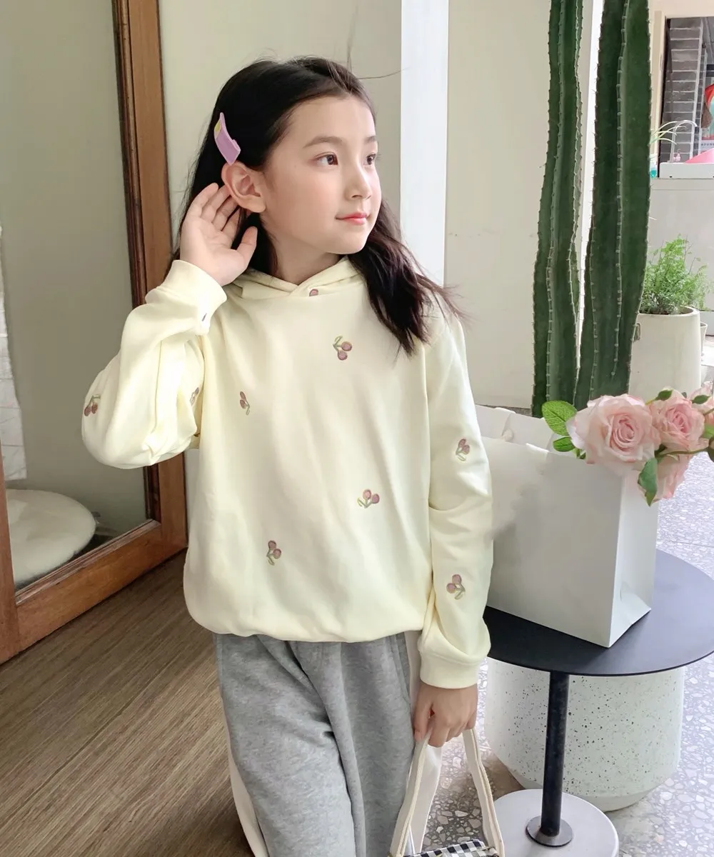 

Autumn kids girls clothes baby pullover Cherry patterned embroidered yellow hoodie Sweet casual sweatshirt