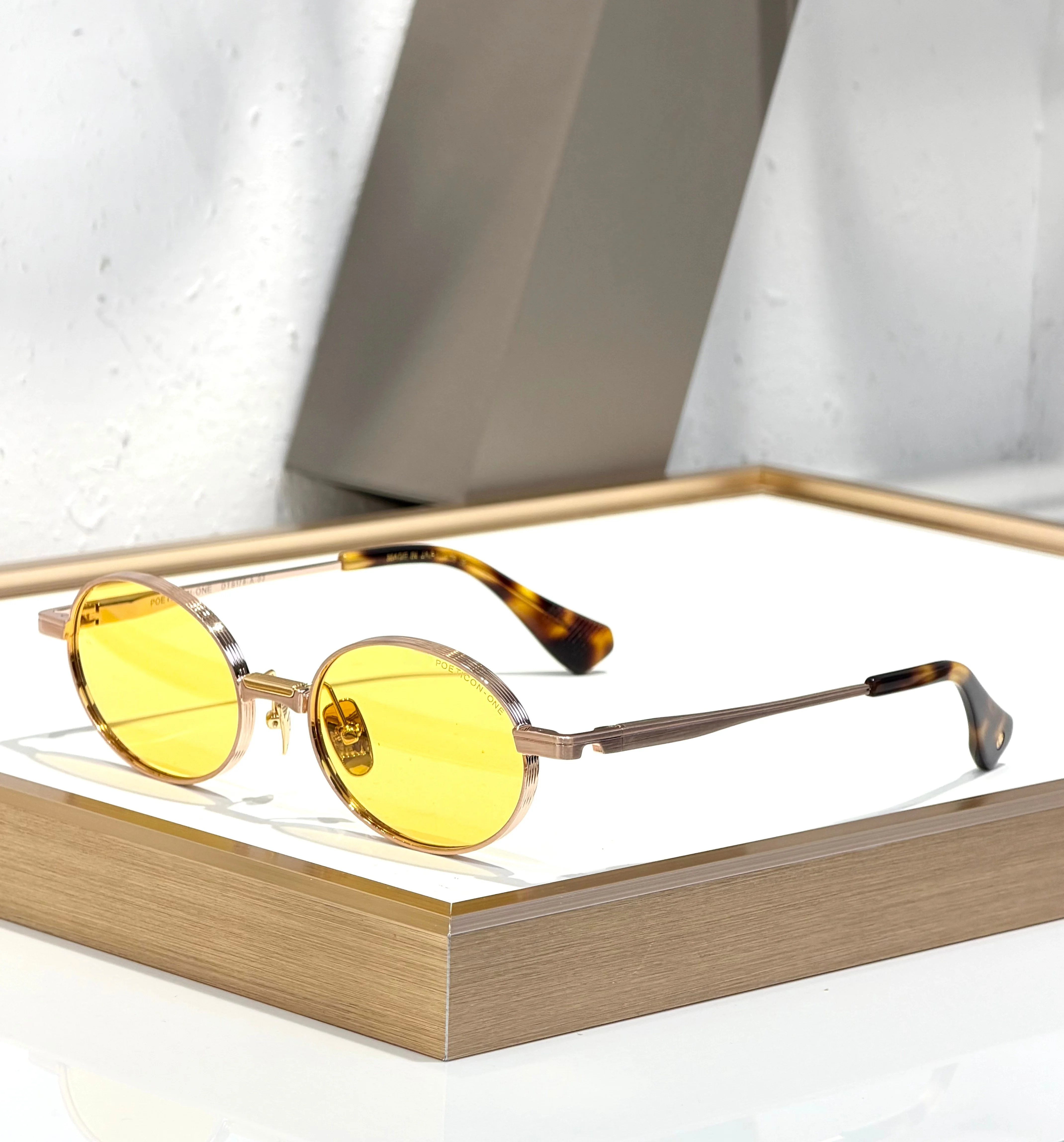 

High Quality UV400 Fashionable Refined Round Quality Lenses Sunglasses Comfortable Unisex Gift Items