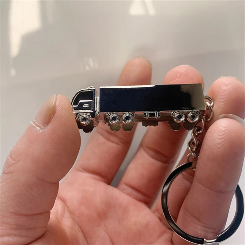 30Pcs 3D Metal Large Truck Lorry Car Key Chain Key Fob Creative Gift Love Keyring Model Metal Car Key Chains