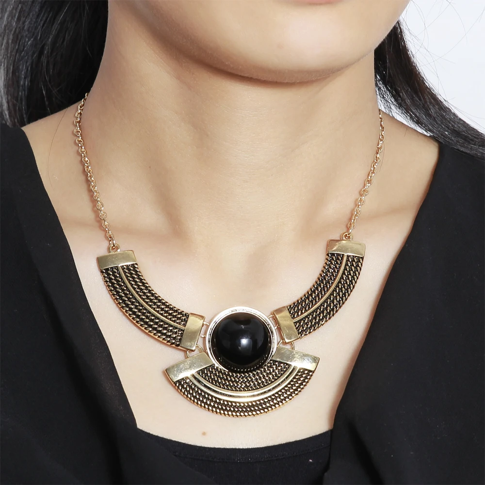 New Fashion Statement Necklaces & Pendants Vintage Big Crystal Black Stone Necklace For Women Factory Price Wholesale